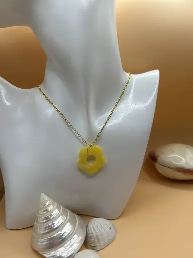 Collier Fleur Jaune doré